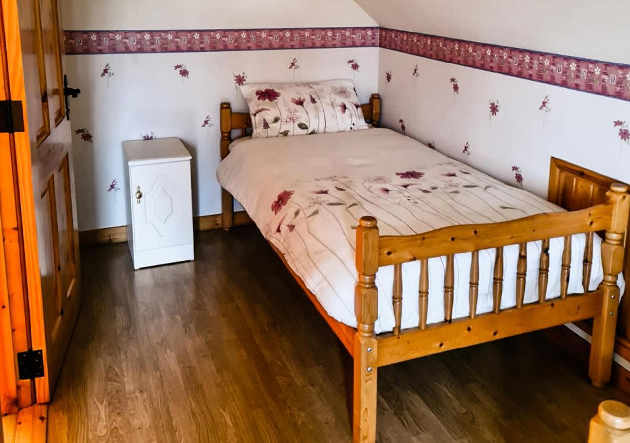 Moat Holiday Rental Lisnaskea エクステリア 写真