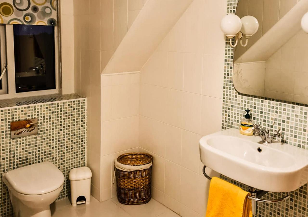 Moat Holiday Rental Lisnaskea エクステリア 写真