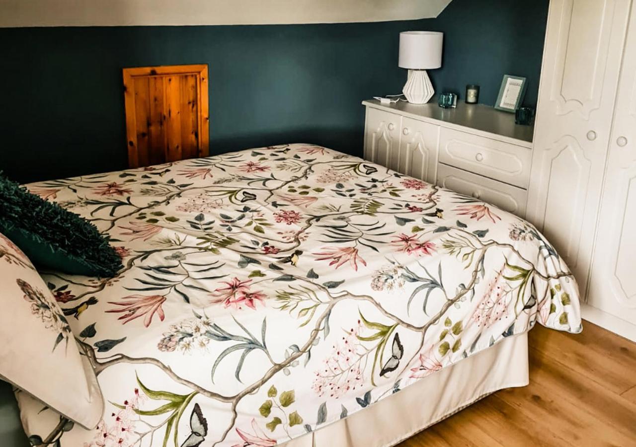 Moat Holiday Rental Lisnaskea エクステリア 写真